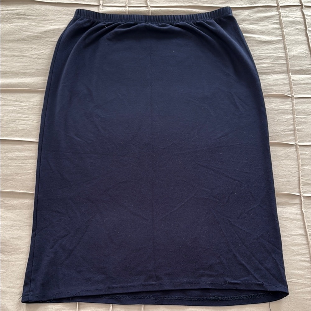 Nuggles, size Medium, Classic Navy Blue Women's Skirt